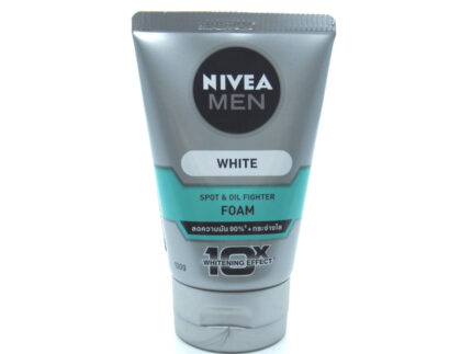 NIVEA Men Extra White SPOT & OIL FIGHTER Facial Foam 100g
