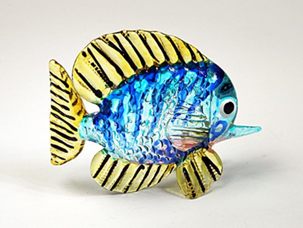 s-l1600_164cb31e-2838-4281-b612-44b3c9f41509.jpg Buy Coastal Aquarium Handicraft MINIATURE HAND BLOWN GLASS Fish Tropical FIGURINE - Image 1