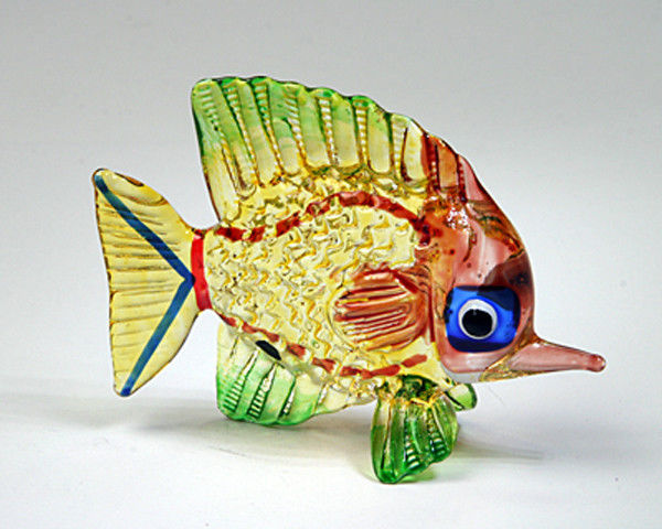 s-l1600_90abb663-a4c8-4283-8418-28e760584b12.jpg Buy Coastal Style MINIATURE HAND BLOWN GLASS Fish FIGURINE Sculpture Collection 01 - Image 1