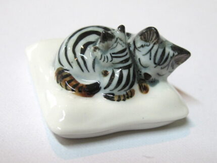 Buy Hand Painted Miniature Collectible Ceramic Porcelain Gray Siamese Cat FIGURINE