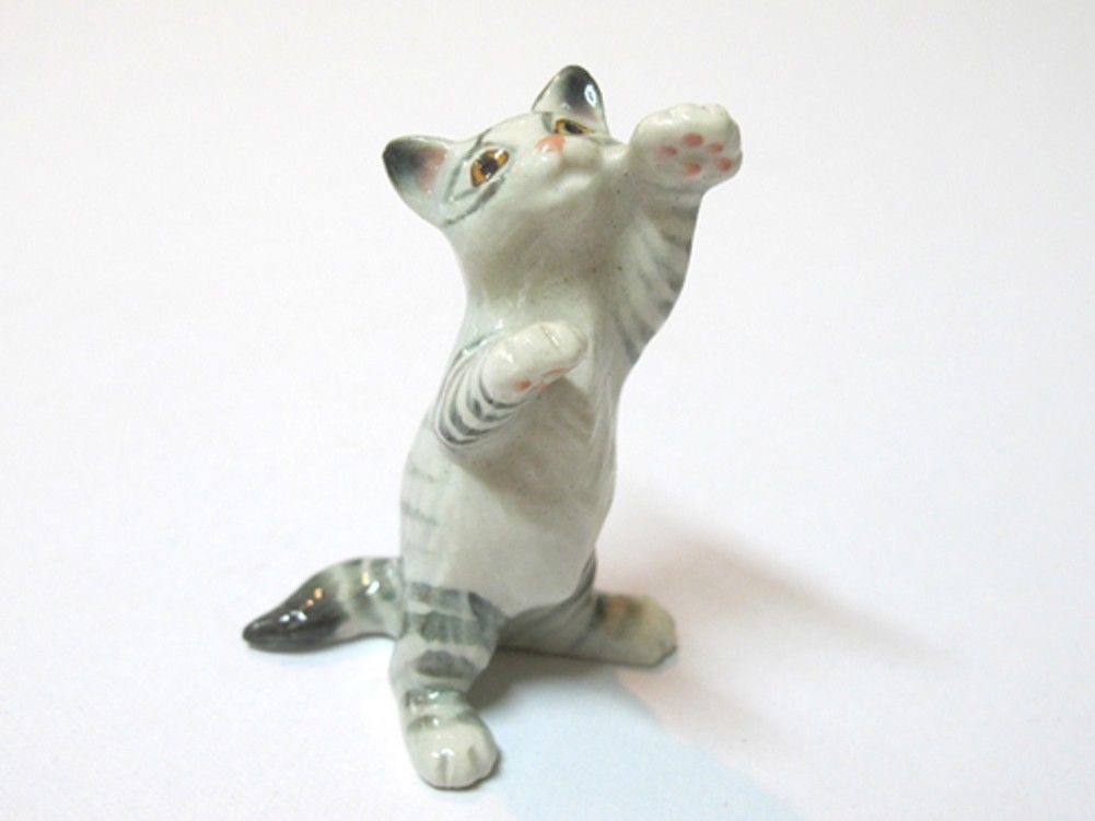 s-l1600_eeb8c9da-5479-483e-8177-475daf0c8117.jpg Buy Hand Painted Miniature Collectible Ceramic Porcelain Tiger Cat FIGURINE Animals - Image 1