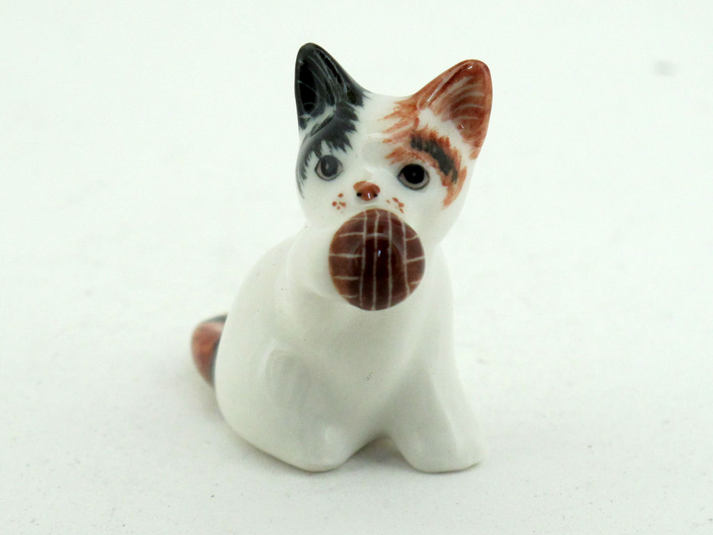 s-l1600_f904c528-5b4f-4c92-b028-8704faf453f3.jpg Buy Hand Painted Miniature Collectible Ceramic Porcelain Cat with Ball FIGURINE - Image 1